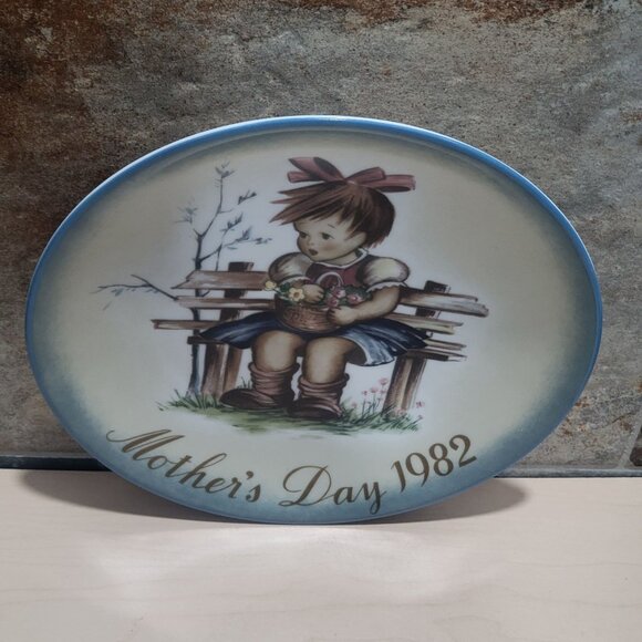 Schmid Hummel Mothers Day 1982 The Flower Basket Decorative Wall Hanging Plate - Picture 10 of 11
